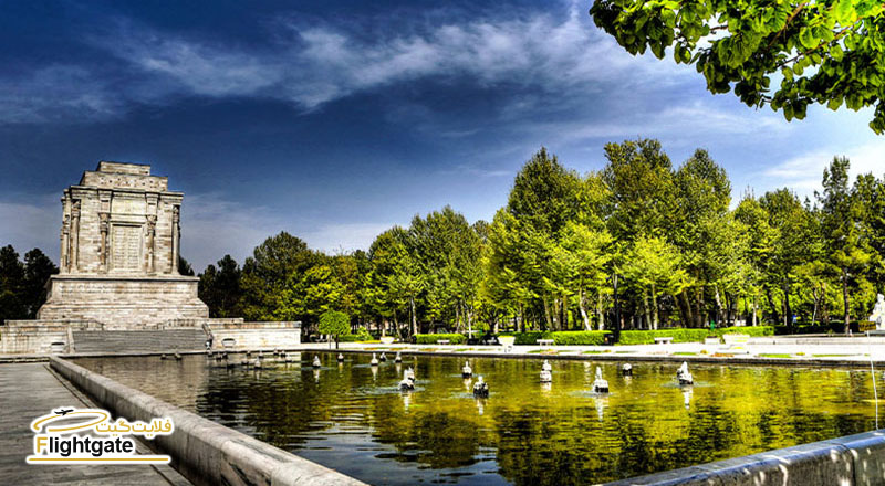 ارزانترین بلیط هواپیما لاهور به مشهد